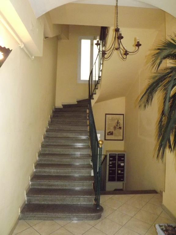 Hotel Univers Bastia  Exteriör bild