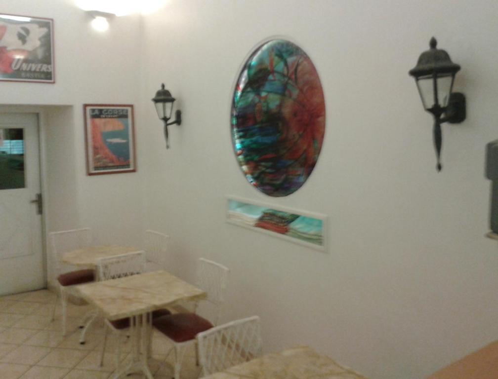 Hotel Univers Bastia  Exteriör bild